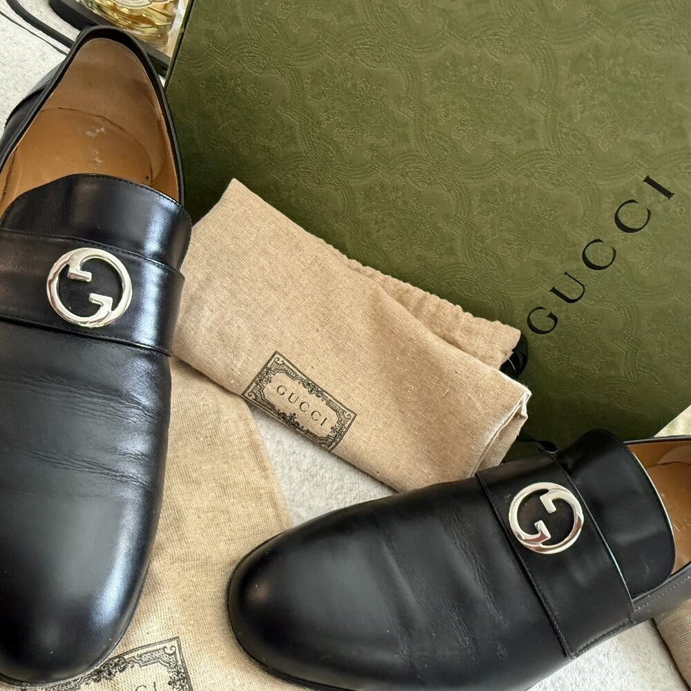 Men's Gucci Leather Loafer with Silver GG logo accent